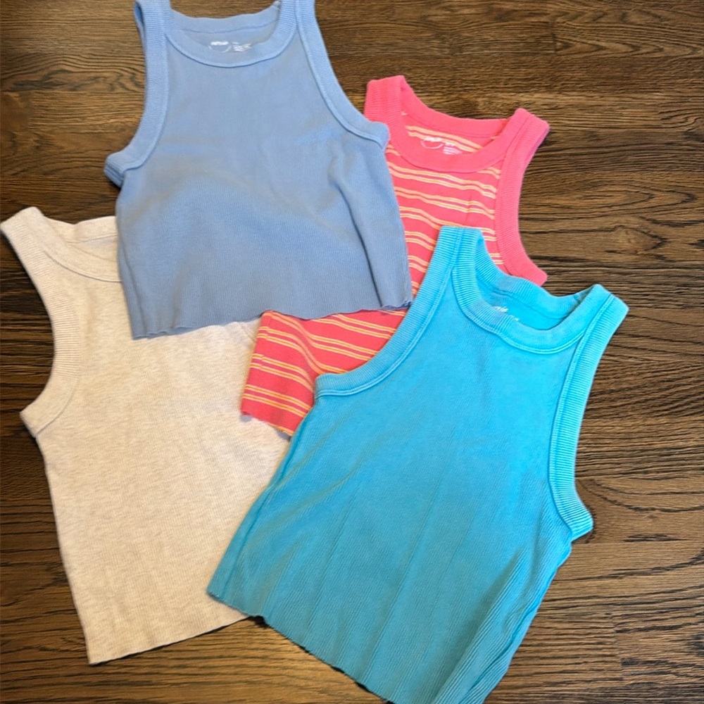 Aerie tank tops